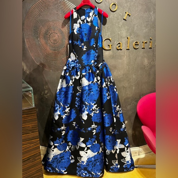 Jovani Dresses & Skirts - NWT Jovani blue floral evening gown halter neck size 6